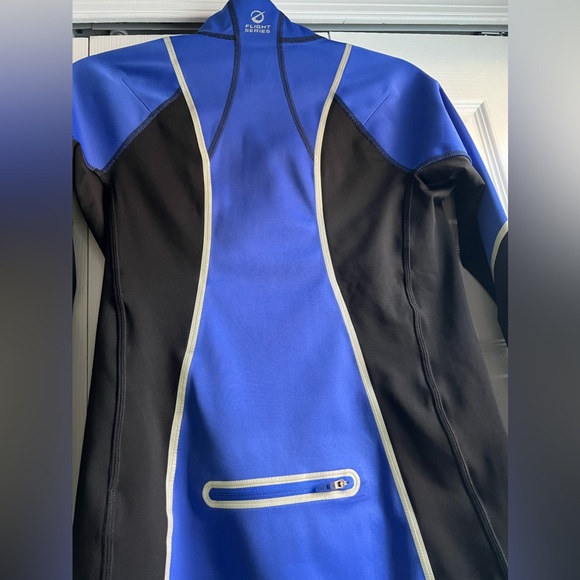 The North Face Women’s jacket, tnf apex - flight series, size small. - Picture 2 of 6